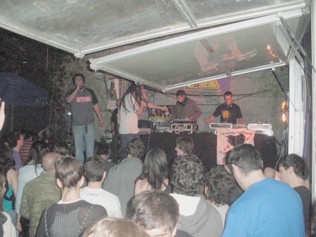 Molo txosna 2010 (6).jpg